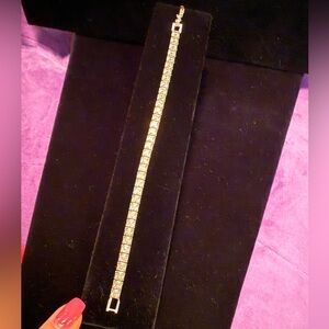 Elegant Silver Bracelet with clear stones, 7”